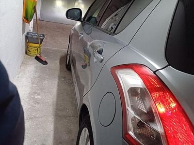 Usata Suzuki Swift 75 CV (55 kW) 2010 Grigio Berlina