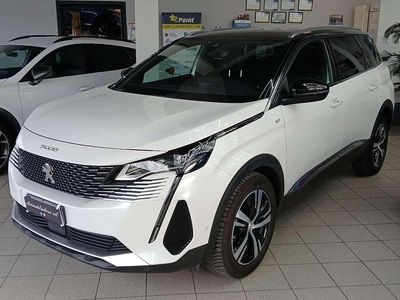 Usata Peugeot 5008 GT-line 131 CV (96 kW) 2022 Bianco SUV
