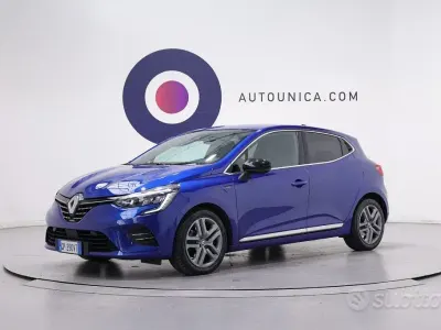 Usata Renault Clio V Techno 94 CV (69 kW) 2023 Bluazzurro Berlina