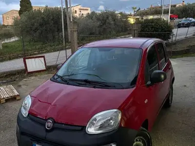 Usata Fiat Panda 95 CV (69 kW) 2015 Utilitaria