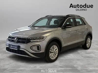 Usata VW T-Roc Life 116 CV (85 kW) 2025 Argento SUV