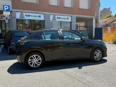 Usata Peugeot 208 Active 75 CV (55 kW) 2021 Nero Utilitaria