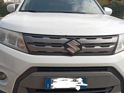 Usata Suzuki Vitara 2016 Bianco SUV