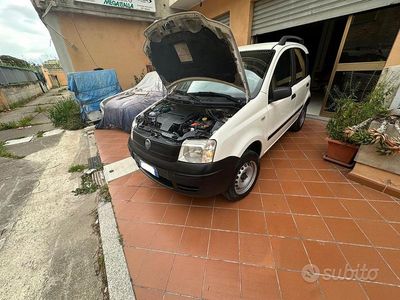 Usado Fiat Panda 4x4 69 CV (50 kW) 2008 Blanco Utilitario