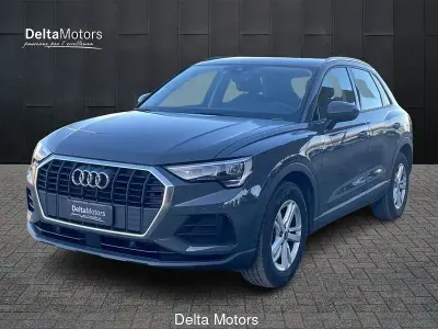 Usata Audi Q3 Ambiente 150 CV (110 kW) 2022 Grigio SUV