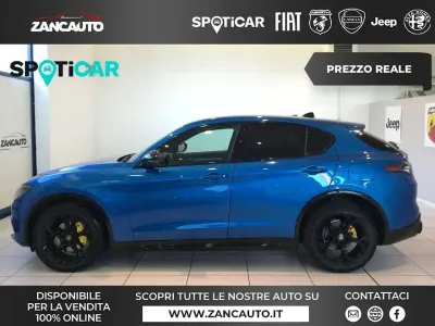 Usata Alfa Romeo Stelvio Veloce 210 CV (154 kW) 2025 Blu/azzurro SUV