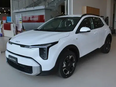 Nuova Kia Stonic Urban 100 CV (73 kW) 2026 Bianco SUV