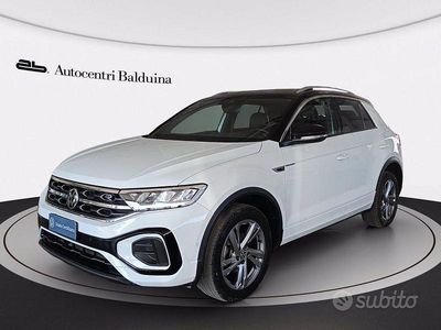 Usata VW T-Roc R-line 150 CV (110 kW) 2022 Bianco/ nero SUV