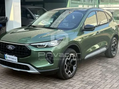 Usata Ford Kuga Active X 179 CV (131 kW) 2024 Verde SUV