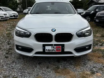 Usata BMW 118 Sport Line 150 CV (110 kW) 2015 Bianco Utilitaria