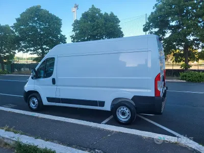 Usata Fiat Ducato 33 140 CV (102 kW) 2022 Bianco Furgone