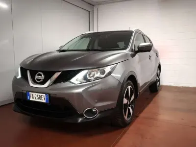 Usata Nissan Qashqai 360º 131 CV (96 kW) 2015 Argento SUV