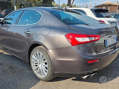Usata Maserati Ghibli 275 CV (202 kW) 2014 Grigio Berlina