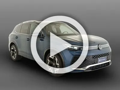 Usata VW Tiguan R-line 150 CV (110 kW) 2024 Blu SUV