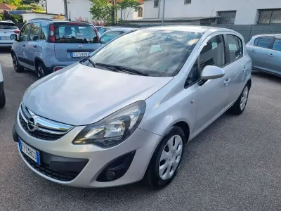 Usata Opel Corsa 86 CV (63 kW) 2015 Argento Utilitaria