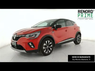 Usata Renault Captur Techno 145 CV (106 kW) 2023 Rosso SUV