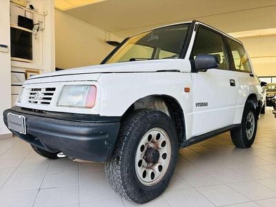 Bianco Usata 1999 Suzuki Vitara SUV | 7900 € (Molto cara)