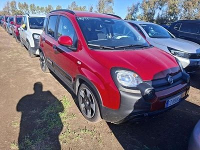 Usata Fiat Panda Cross Cross 69 CV (50 kW) 2025 Rosso Utilitaria