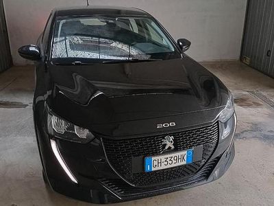Usata Peugeot 208 Active 100 kW (136 CV) 2022 Nero Utilitaria