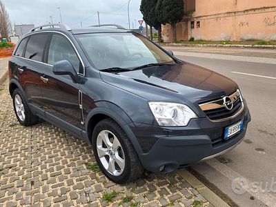 Usata Opel Antara 204 CV (150 kW) 2010 Grigio SUV