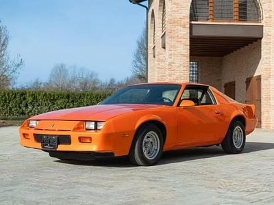 Usata Chevrolet Camaro 230 CV (169 kW) 1992 Arancione Coupé