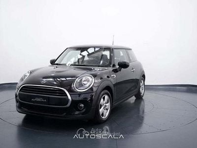 Usata Mini ONE Business 102 CV (75 kW) 2019 Nero Utilitaria