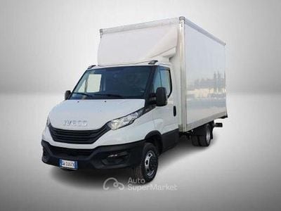 Usata Iveco Daily 136 CV (100 kW) 2024 Bianco