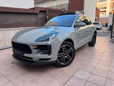 Usata Porsche Macan 245 CV (180 kW) 2020 Grigio SUV
