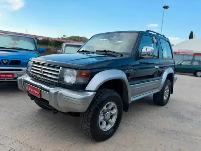 Usata Mitsubishi Pajero Top 100 CV (73 kW) 1997 Blu/azzurro SUV