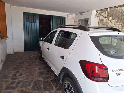 Usata Dacia Sandero Comfort 90 CV (66 kW) 2019 Bianco Utilitaria