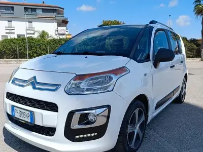 Usata Citroën C3 Picasso PureTech 110 CV (80 kW) 2017 Bianco Monovolume