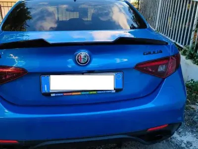 Usata Alfa Romeo Giulia Veloce 211 CV (155 kW) 2022 Blu/azzurro Berlina