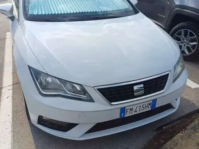 Usata Seat Leon ST Style 116 CV (85 kW) 2017 Bianco Station wagon
