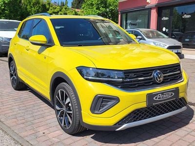 Usado VW T-Cross R-line 116 CV (85 kW) 2024 Amarillo SUV