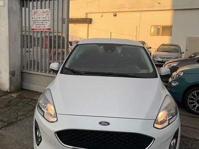Usata Ford Fiesta Trend 85 CV (62 kW) 2020 Bianco Utilitaria