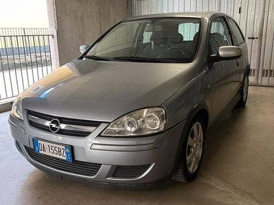 Usata Opel Corsa Club 60 CV (44 kW) 2006 Grigio Utilitaria