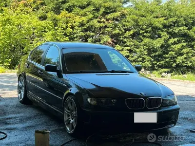 Usata BMW 330 184 CV (135 kW) 2003 Nero Berlina