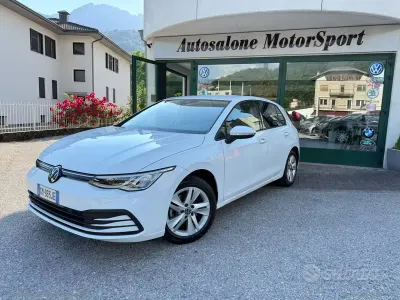 Usata VW Golf VIII Style 150 CV (110 kW) 2023 Bianco Berlina