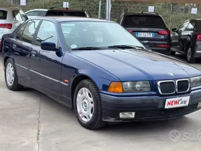 Usata BMW 316 102 CV (75 kW) 1997 Blu Berlina