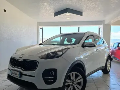 Usata Kia Sportage 115 CV (84 kW) 2017 Bianco SUV
