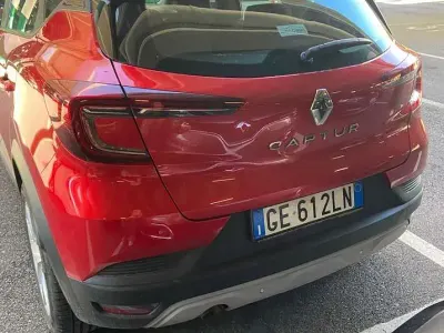 Usata Renault Captur Zen 101 CV (74 kW) 2021 SUV