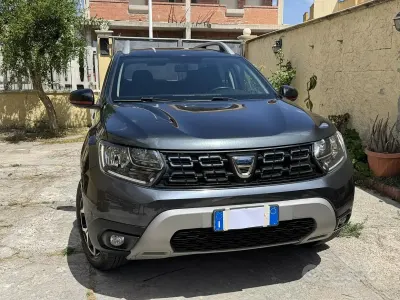 Usata Dacia Duster 131 CV (96 kW) 2020 Grigio SUV