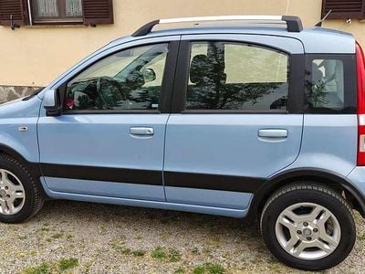 Usata Fiat Panda Climbing 60 CV (44 kW) 2009 Blu/azzurro Utilitaria