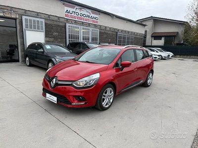 Usata Renault Clio GrandTour Intens 90 CV (66 kW) 2017 Rosso Station wagon