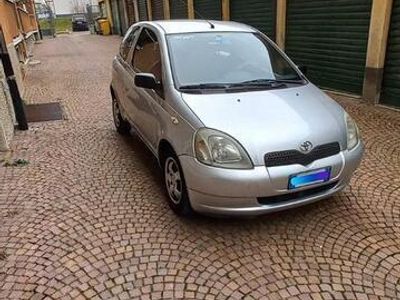 usata Toyota Yaris 2ª serie - 2002