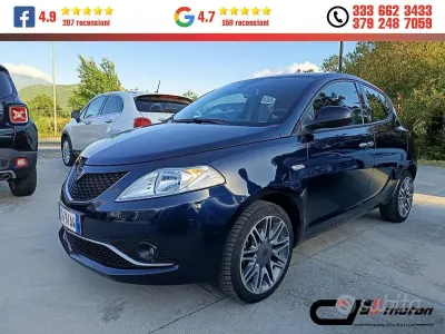 Usado Lancia Ypsilon 68 HP (50 kW) 2016 Citadino