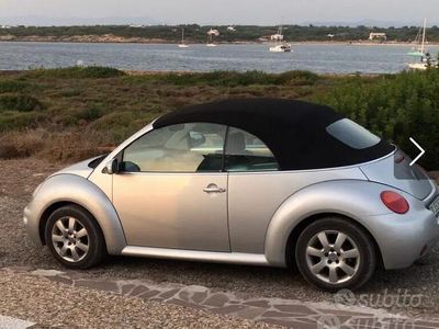 usata VW Beetle 1.4 16V Cabrio