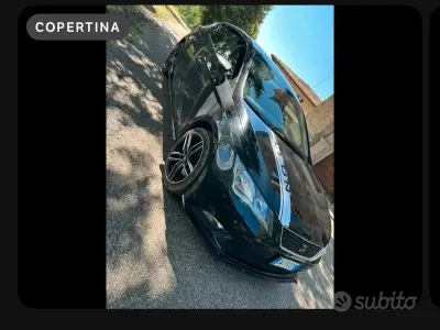 Usata Seat Leon 90 CV (66 kW) 2014 Nero Berlina