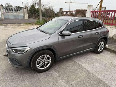 Usata Mercedes GLA200 150 CV (110 kW) 2023 Grigio SUV