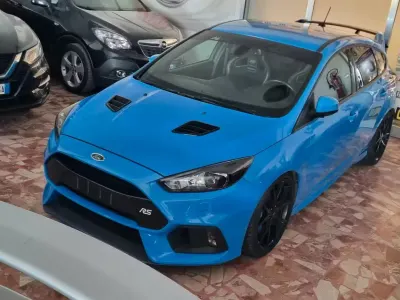 Usata Ford Focus RS 349 CV (256 kW) 2017 Blu Berlina